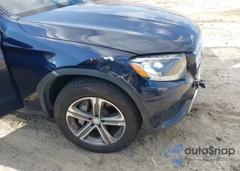 2016 Mercedes-Benz Glc 300 from USA, damaged, VIN WDC0G4JB8GF103560